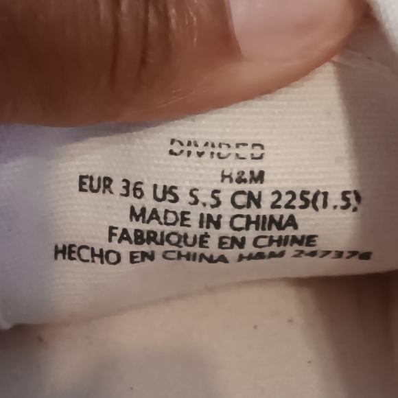 H&M Divided Shoes - Picture 6 of 7
